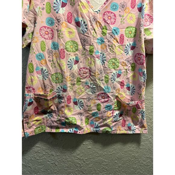 SB Scrubs Patterned Scrub Top Woman’s Size Large - Picture 4 of 7
